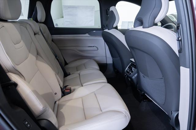 new 2025 Volvo EX90 car, priced at $82,385