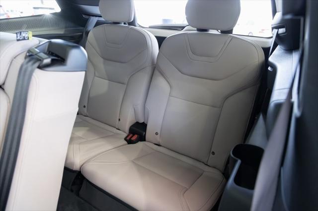 new 2025 Volvo EX90 car, priced at $82,385