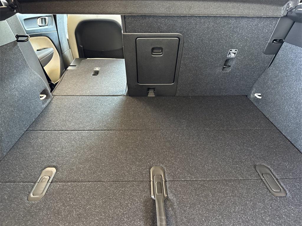 new 2026 Volvo XC40 car, priced at $50,600