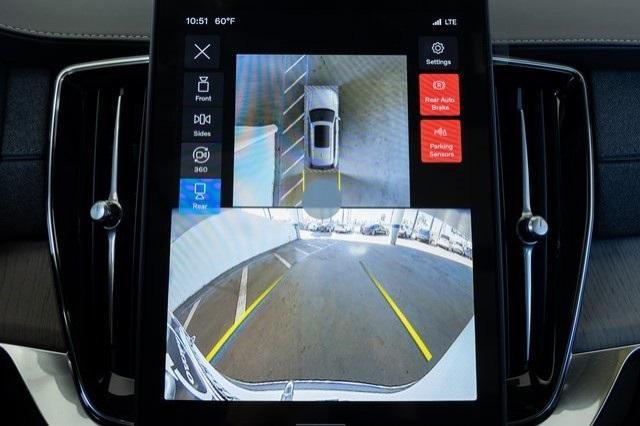 new 2025 Volvo XC90 Plug-In Hybrid car, priced at $82,405