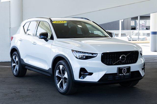 new 2025 Volvo XC40 car, priced at $48,315