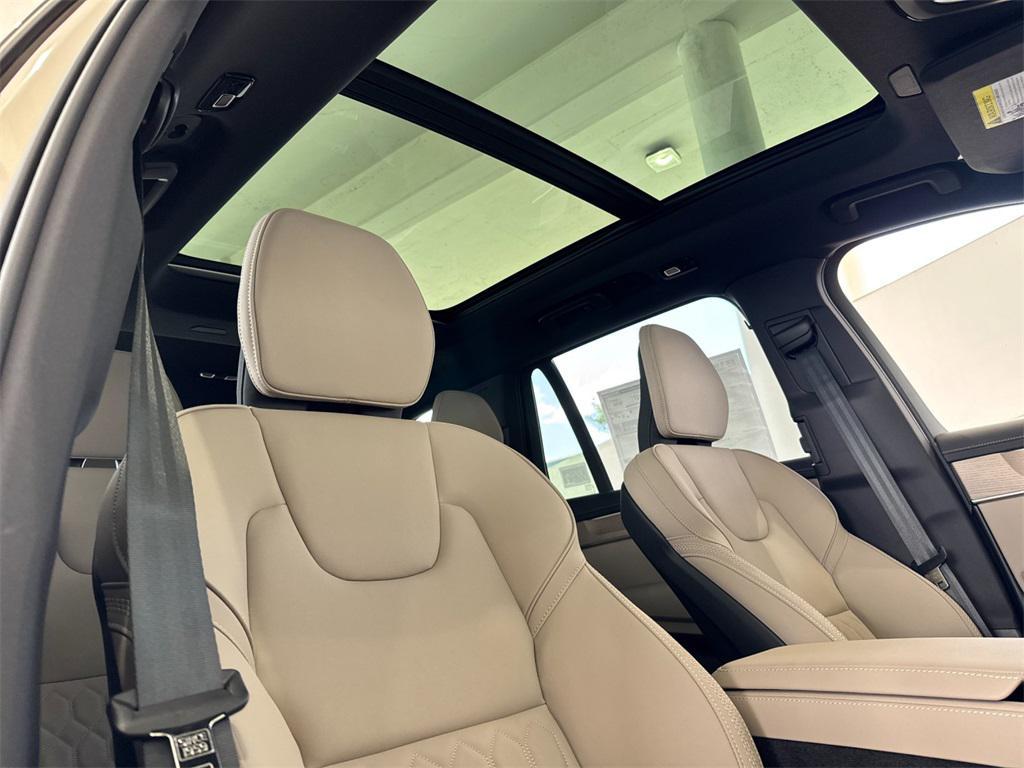 new 2026 Volvo XC90 Plug-In Hybrid car, priced at $81,140