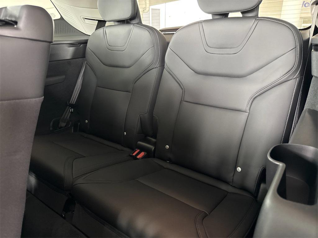 new 2025 Volvo EX90 car, priced at $87,525