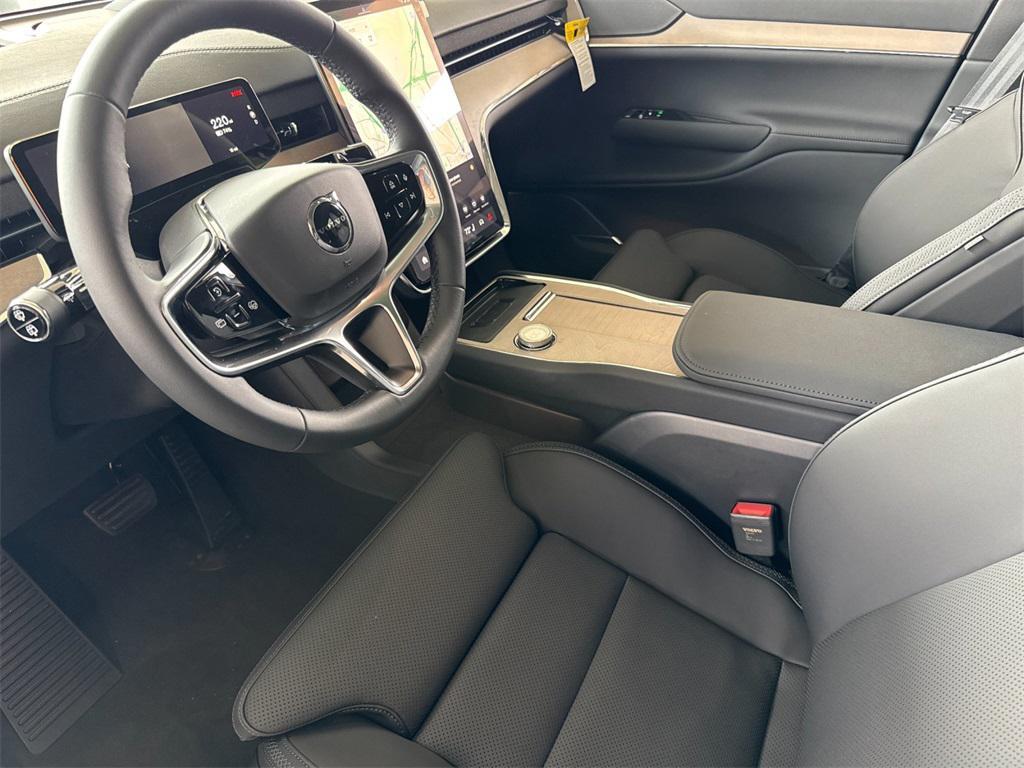new 2025 Volvo EX90 car, priced at $87,525