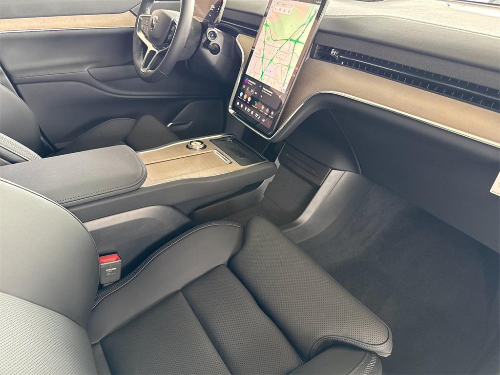 new 2025 Volvo EX90 car, priced at $87,525