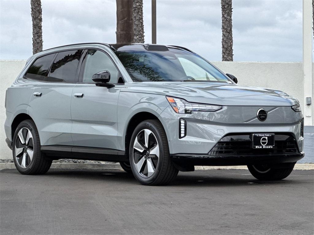 new 2025 Volvo EX90 car, priced at $87,525