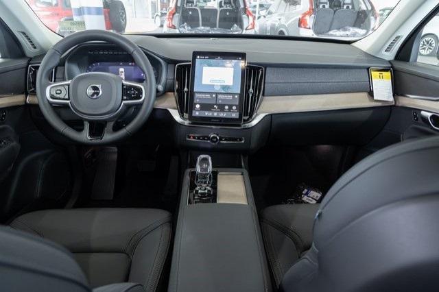new 2025 Volvo XC90 car, priced at $62,945