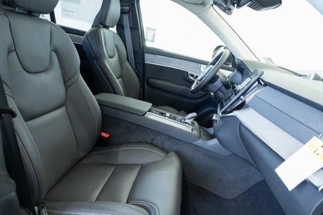 new 2025 Volvo XC90 car, priced at $81,220