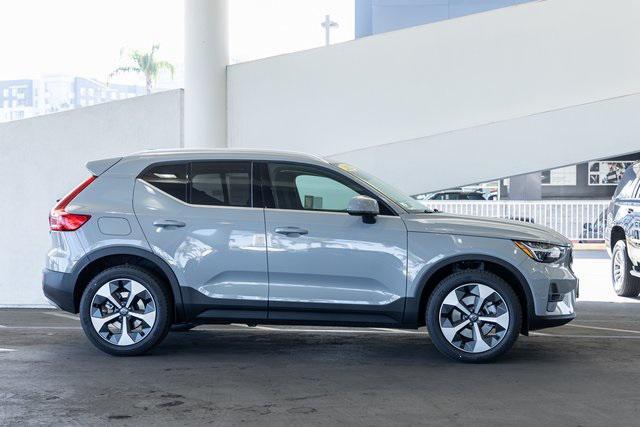 new 2025 Volvo XC40 car, priced at $48,315