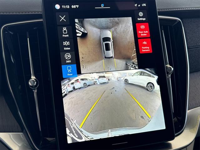 new 2025 Volvo XC90 car, priced at $75,180