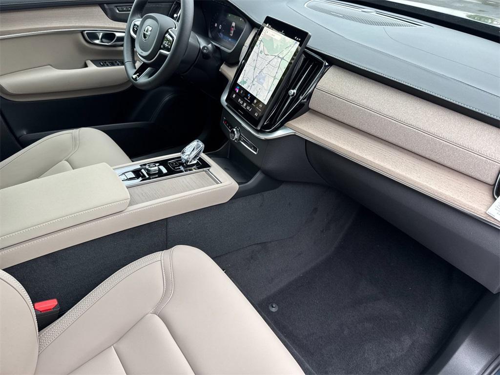 new 2026 Volvo XC90 car, priced at $71,825