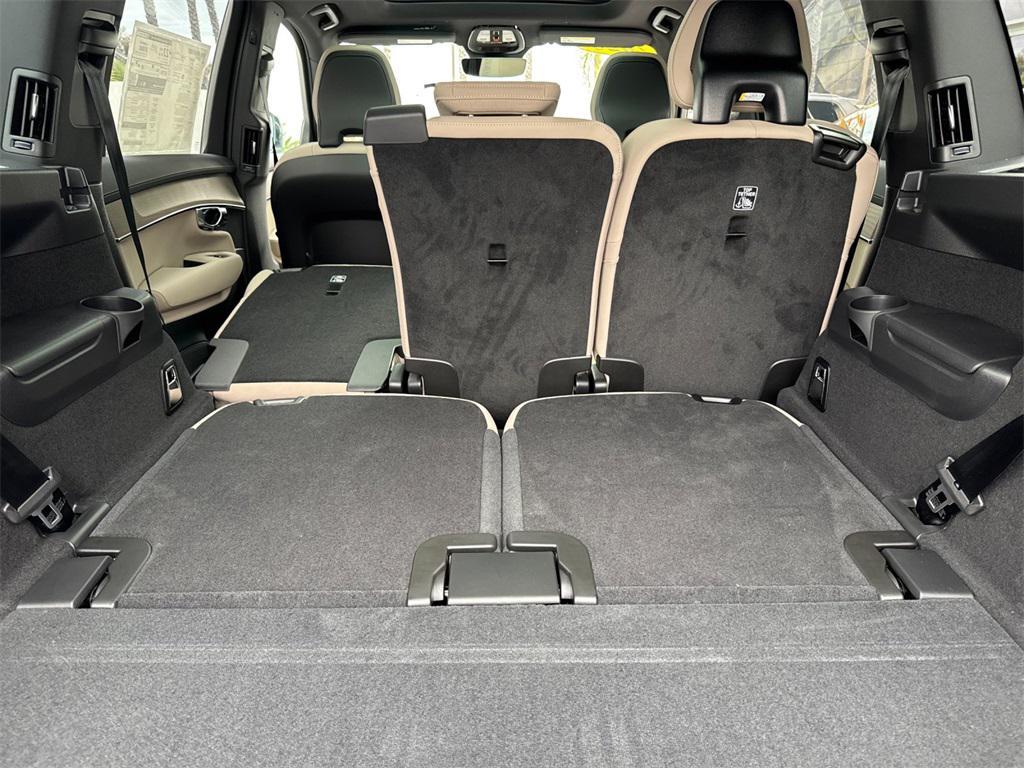 new 2026 Volvo XC90 car, priced at $71,825