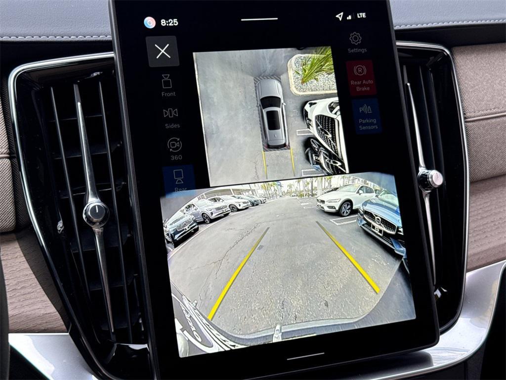 new 2026 Volvo XC90 car, priced at $71,825