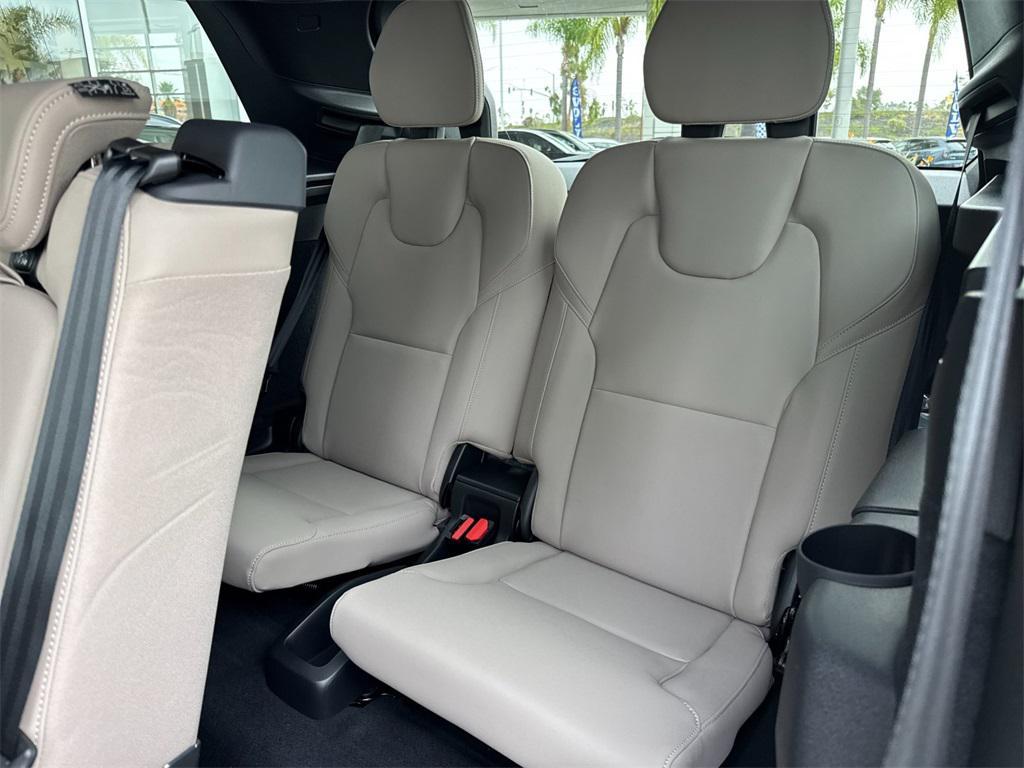 new 2026 Volvo XC90 car, priced at $71,825