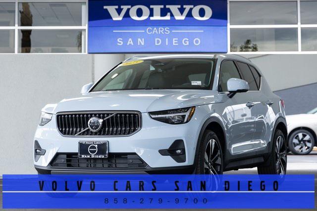 new 2025 Volvo XC40 car, priced at $52,140