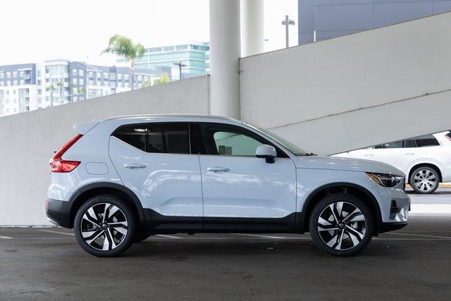 new 2025 Volvo XC40 car, priced at $52,140