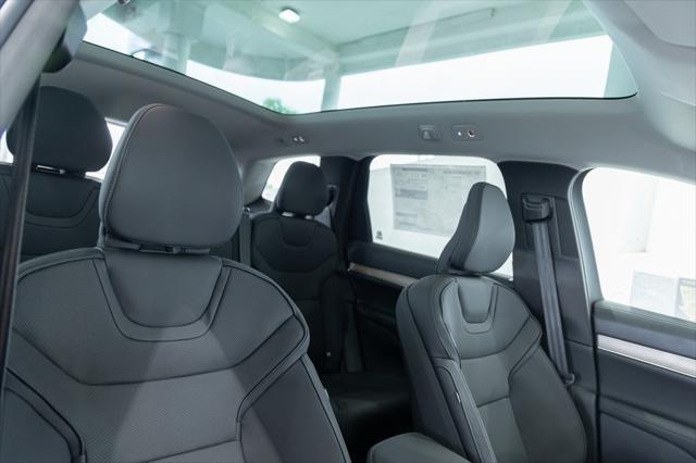 new 2025 Volvo EX90 car, priced at $85,255