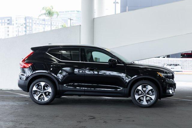 new 2025 Volvo XC40 car, priced at $48,315