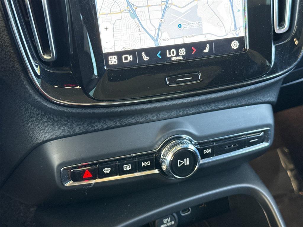 used 2023 Volvo C40 Recharge Pure Electric car, priced at $24,991