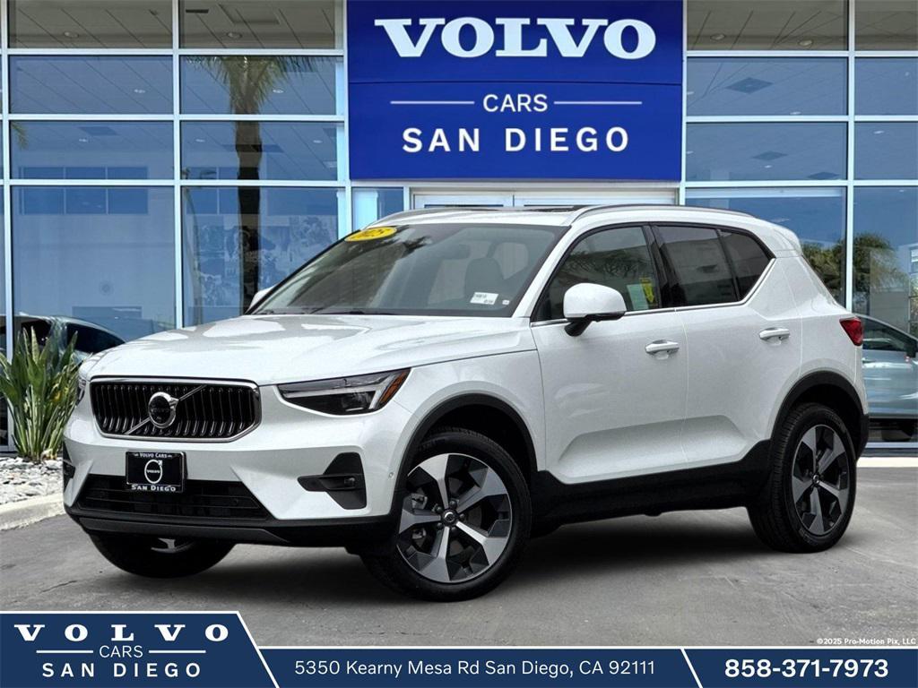 new 2025 Volvo XC40 car, priced at $49,330