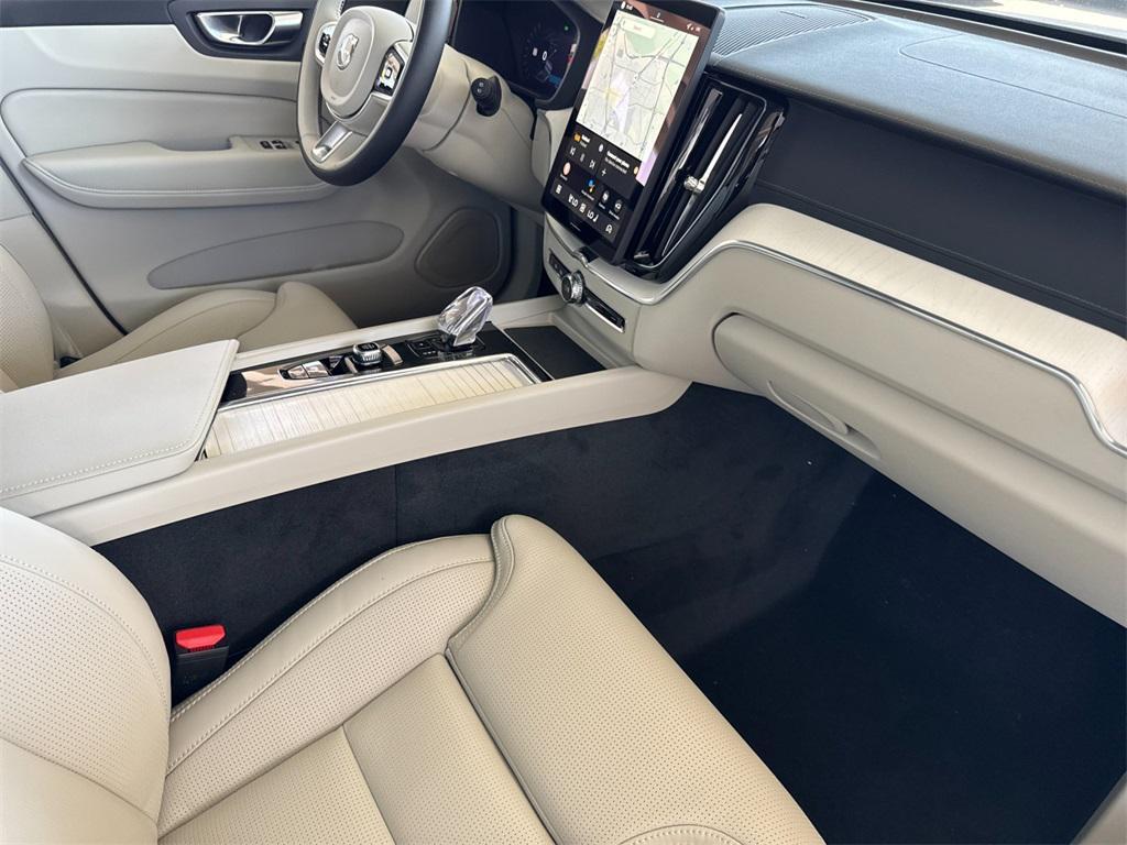 new 2026 Volvo XC60 car, priced at $64,300