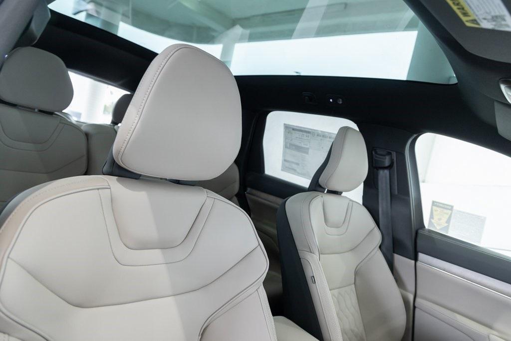 new 2025 Volvo EX90 car, priced at $85,155