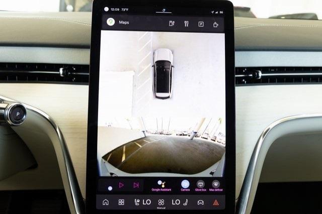 new 2025 Volvo EX90 car, priced at $85,640