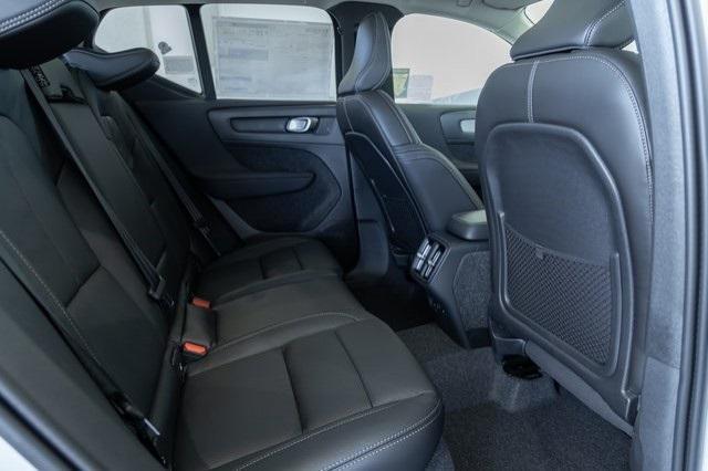 new 2025 Volvo XC40 car, priced at $46,485