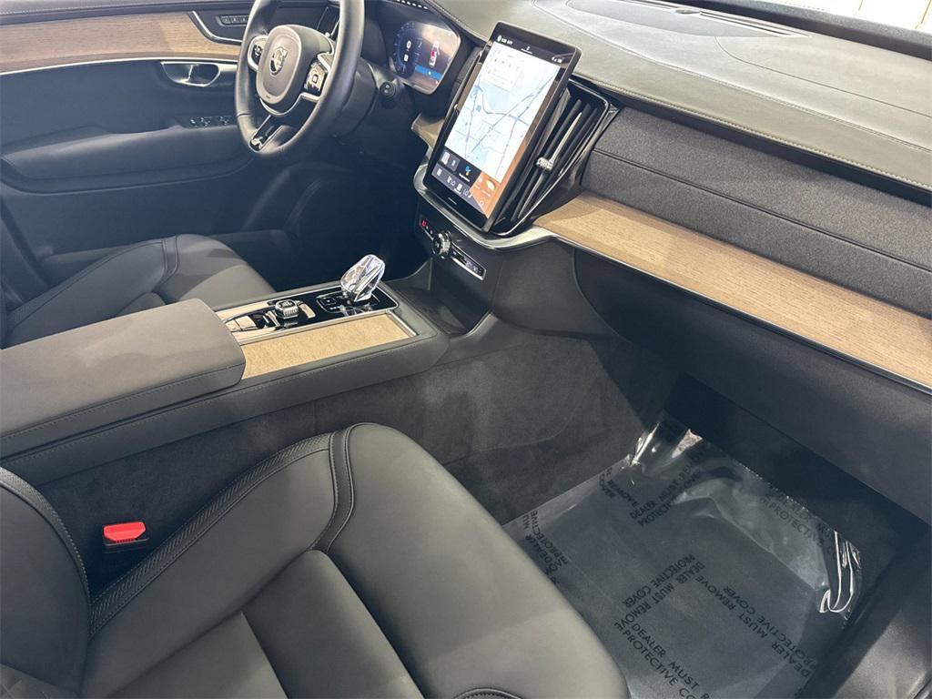 used 2025 Volvo XC90 car, priced at $54,992