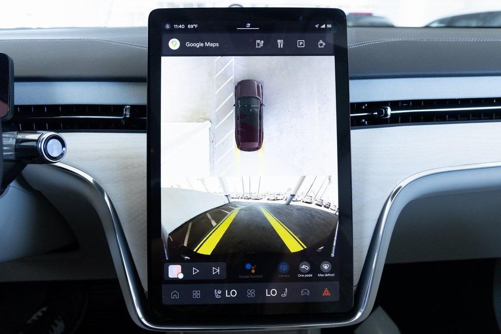 new 2025 Volvo EX90 car, priced at $95,010