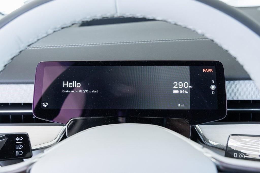 new 2025 Volvo EX90 car, priced at $95,010