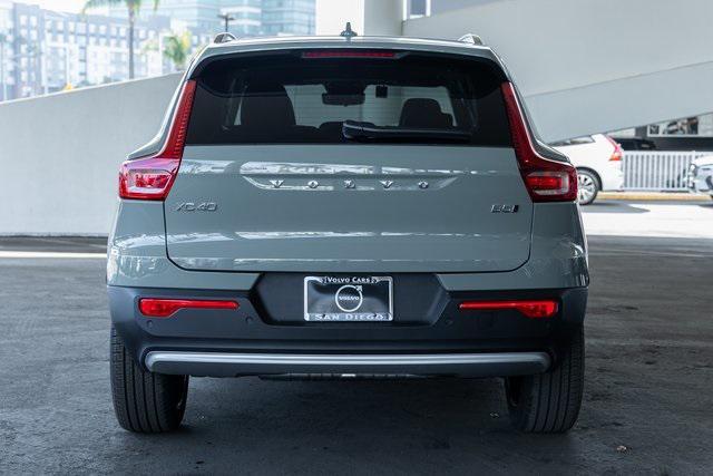 new 2025 Volvo XC40 car, priced at $51,590