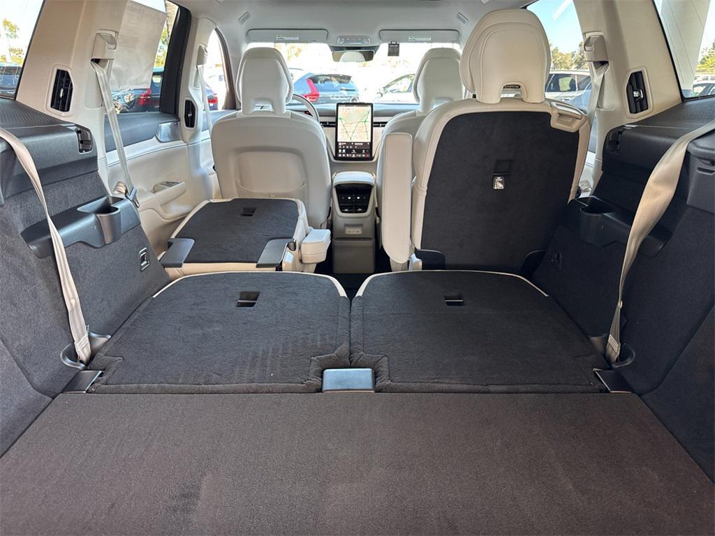 new 2025 Volvo EX90 car, priced at $97,645