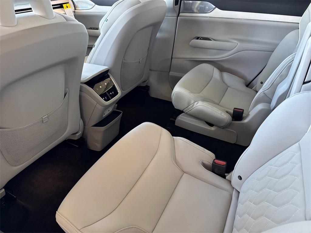 new 2025 Volvo EX90 car, priced at $97,645