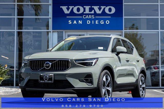 new 2025 Volvo XC40 car, priced at $43,940