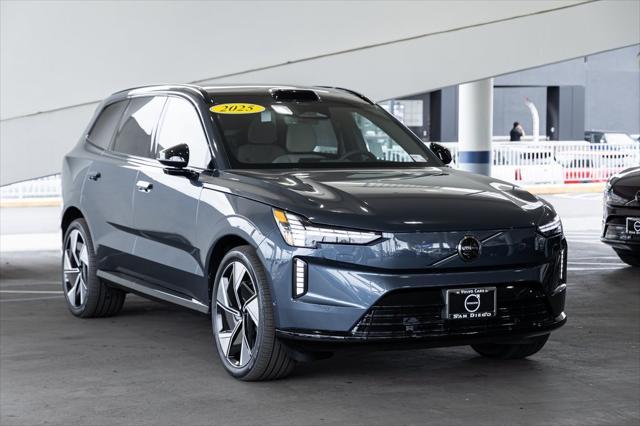 new 2025 Volvo EX90 car, priced at $95,120