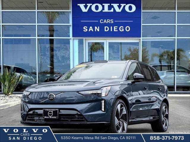 new 2025 Volvo EX90 car, priced at $95,120
