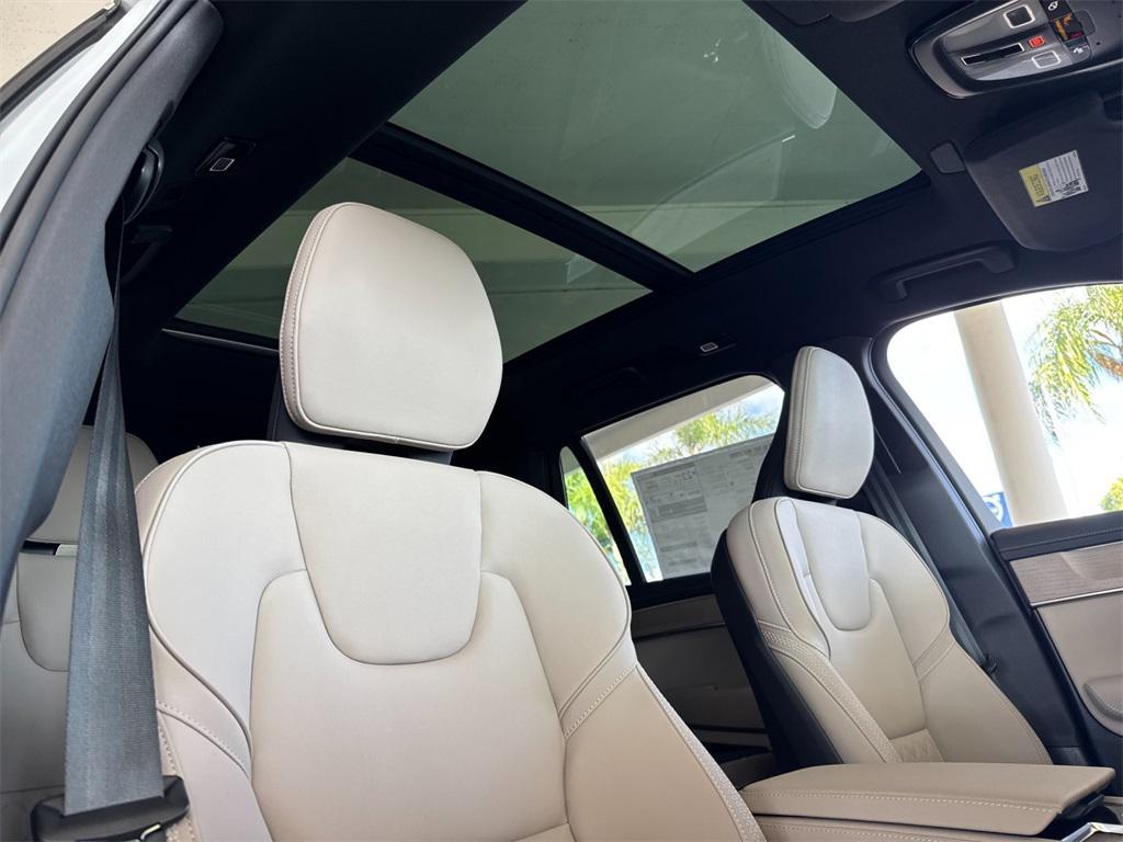 new 2026 Volvo XC90 car, priced at $71,825