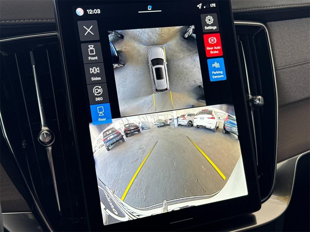 new 2026 Volvo XC90 car, priced at $71,825