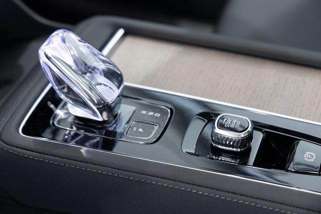 new 2025 Volvo XC90 Plug-In Hybrid car, priced at $79,430