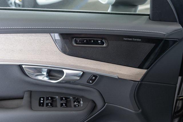 new 2025 Volvo XC90 Plug-In Hybrid car, priced at $79,430