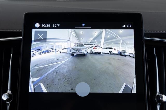 new 2025 Volvo XC90 Plug-In Hybrid car, priced at $78,805
