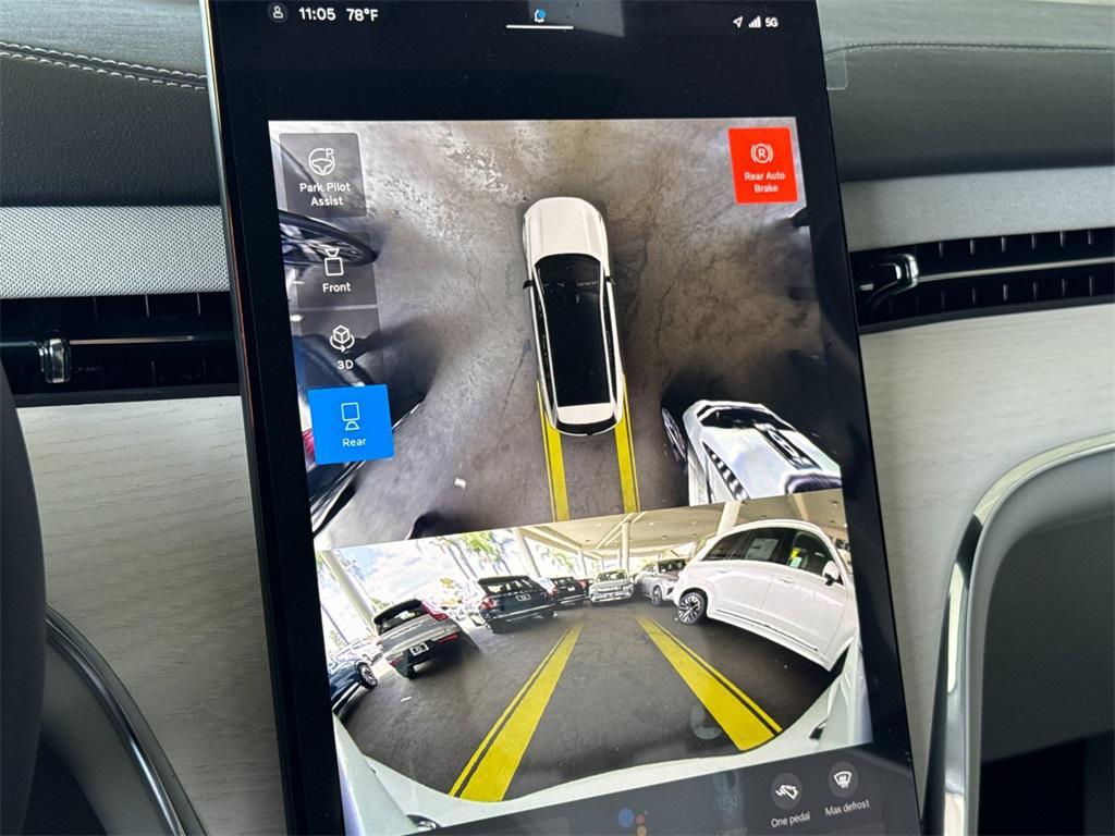 new 2025 Volvo EX90 car, priced at $91,025