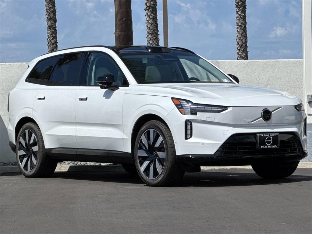 new 2025 Volvo EX90 car, priced at $91,025