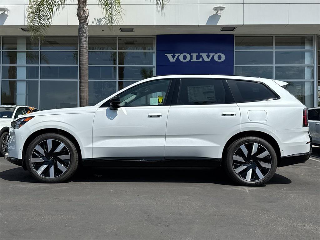 new 2025 Volvo EX90 car, priced at $91,025