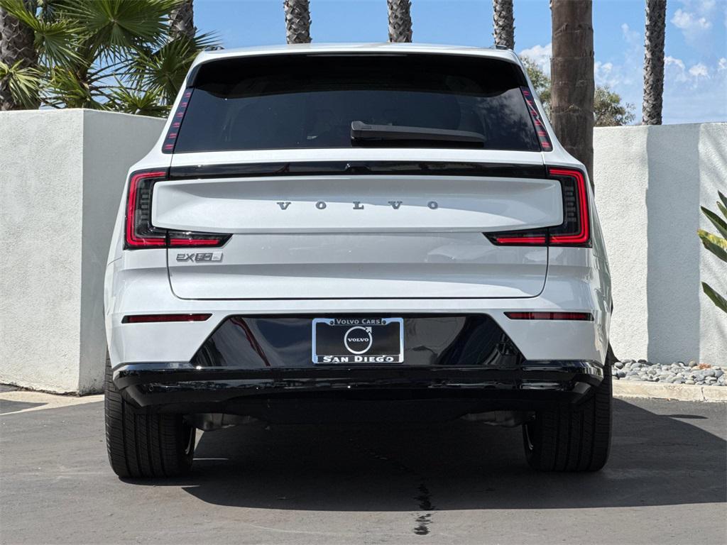 new 2025 Volvo EX90 car, priced at $91,025