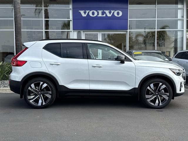 new 2025 Volvo XC40 car, priced at $52,690
