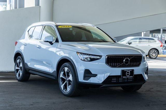 new 2025 Volvo XC40 car, priced at $45,840