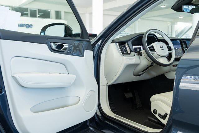 new 2025 Volvo XC60 Plug-In Hybrid car, priced at $65,865