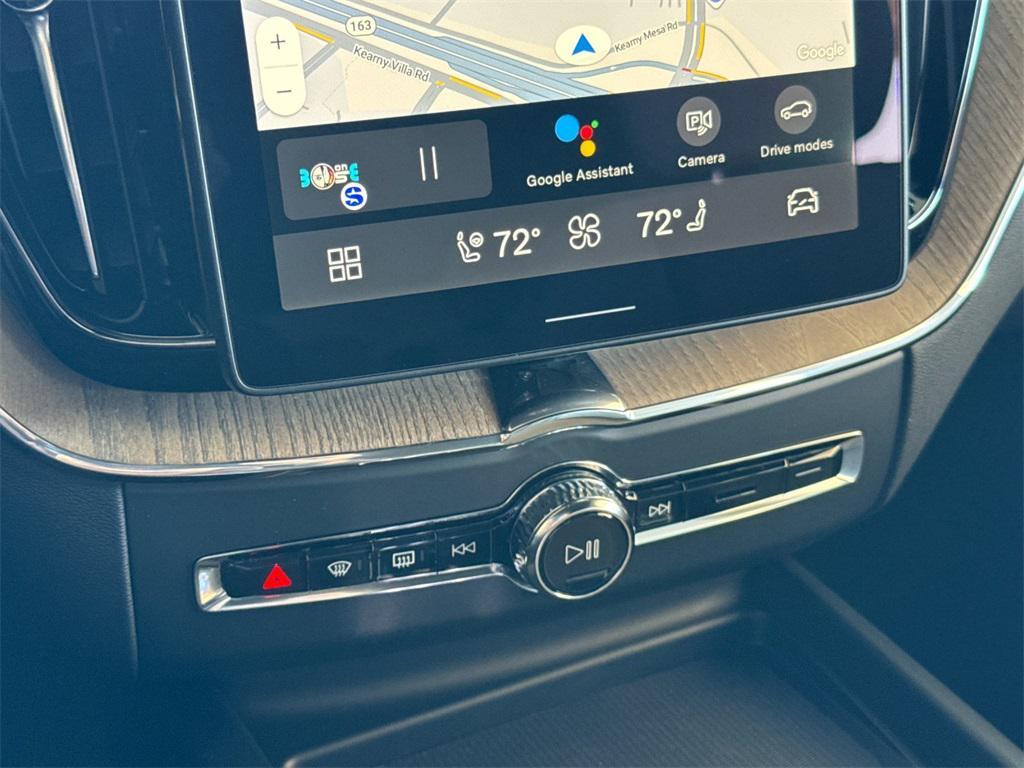 new 2026 Volvo XC60 car, priced at $58,425